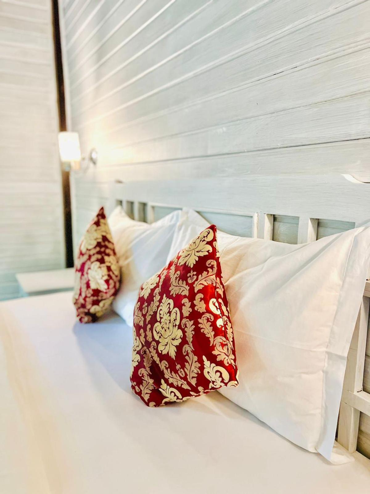 Tarci Bungalows Lembongan Eksteriør billede