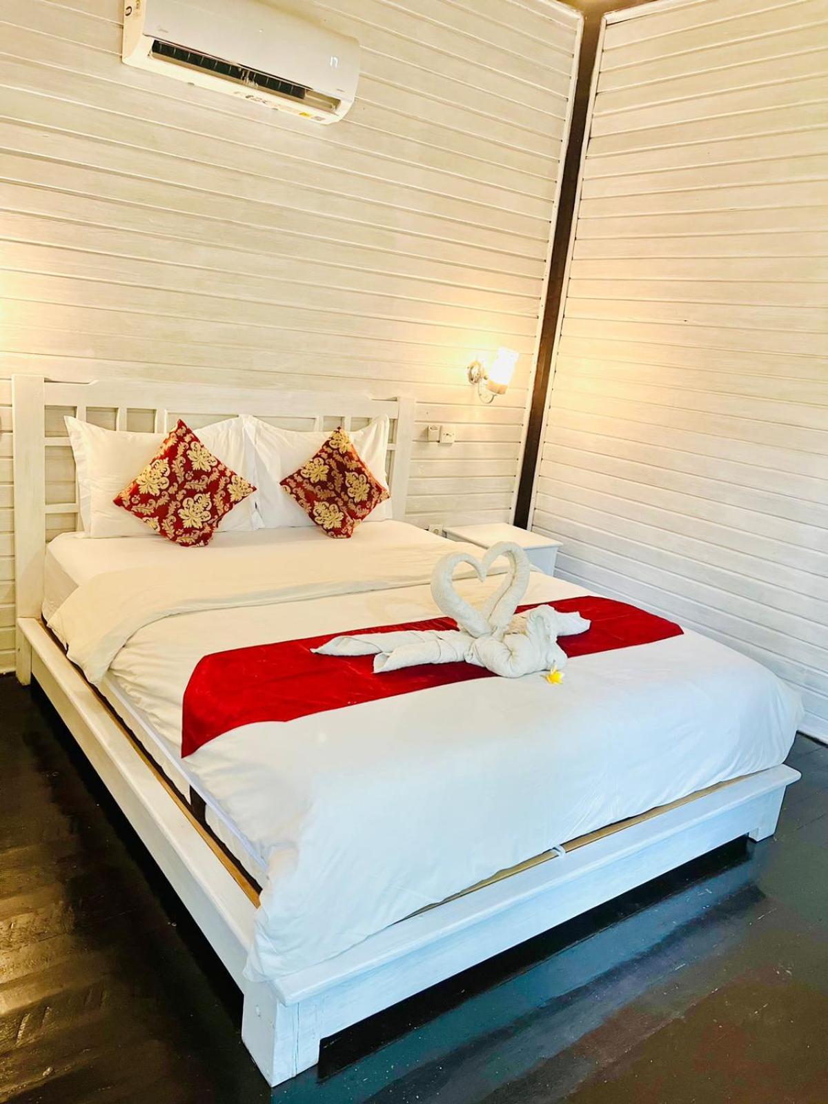 Tarci Bungalows Lembongan Eksteriør billede